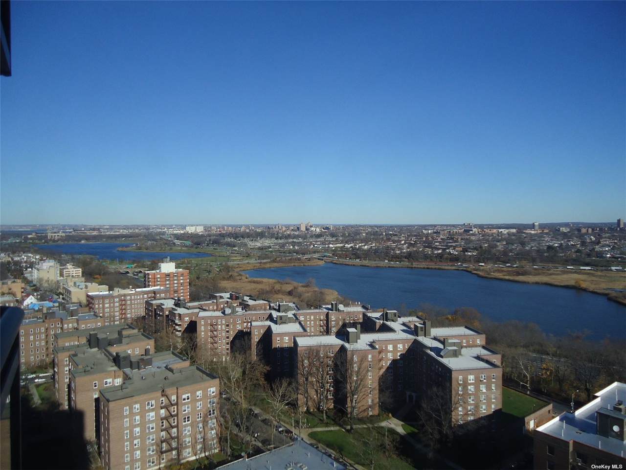 112-01 Queens Boulevard - Photo 1