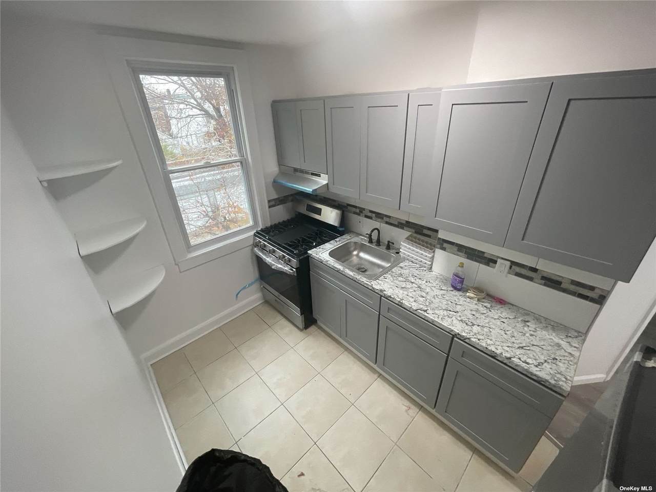 54 Grant Avenue - Photo 1