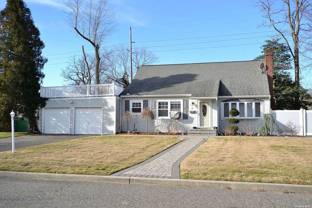 10 Adrian Court - Photo 1