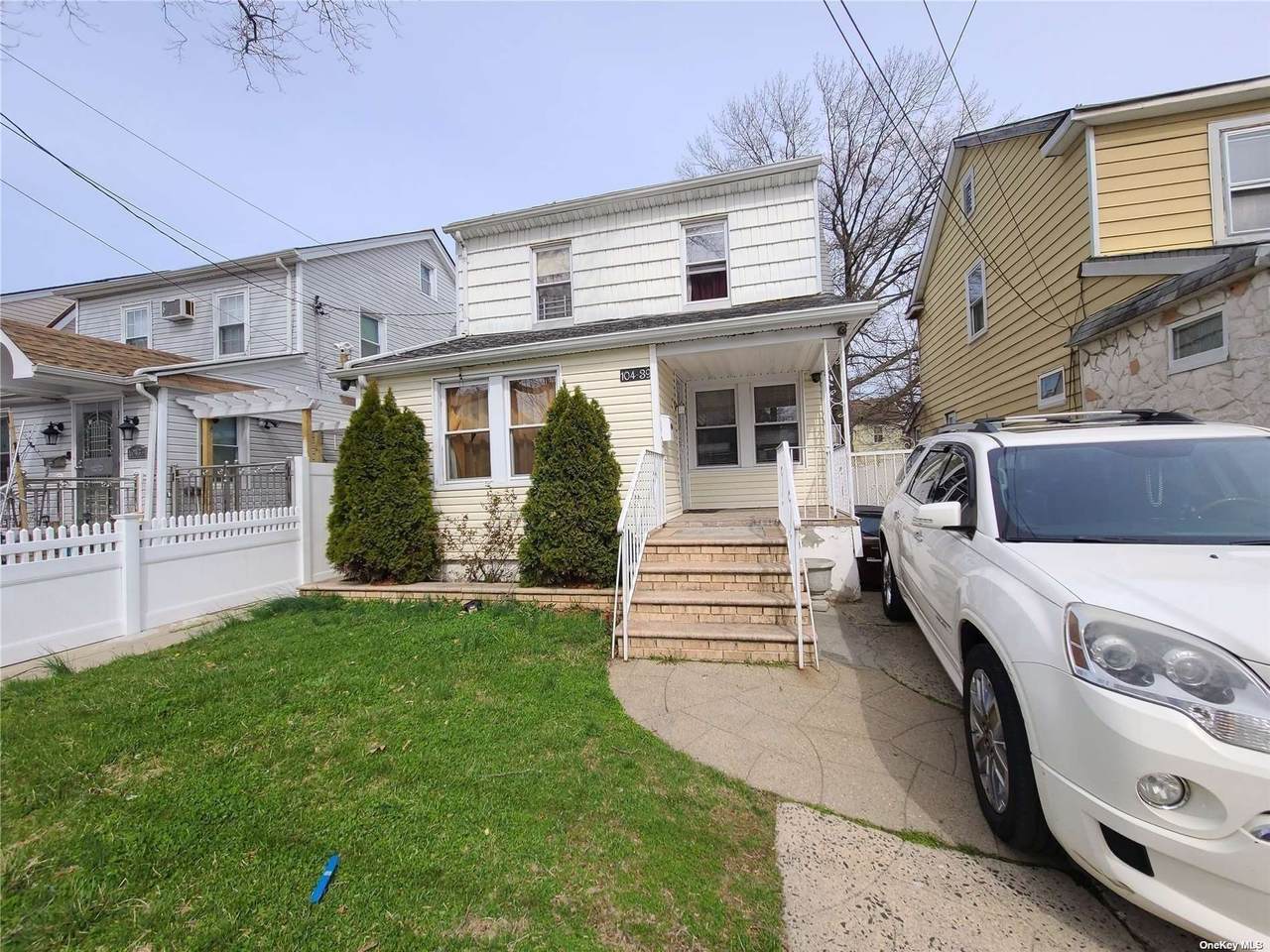 104-39 209th Street - Photo 1