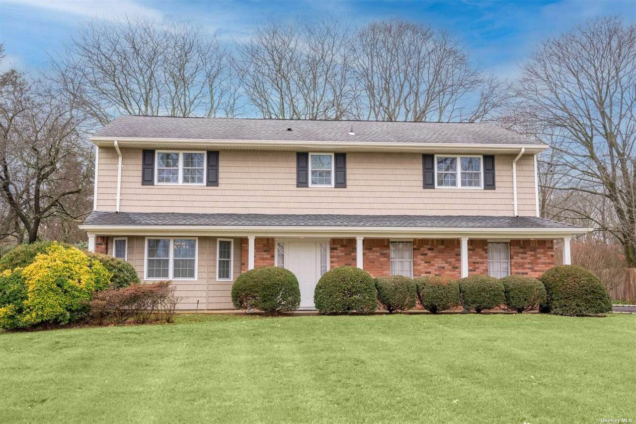 68 Holly Drive - Photo 1