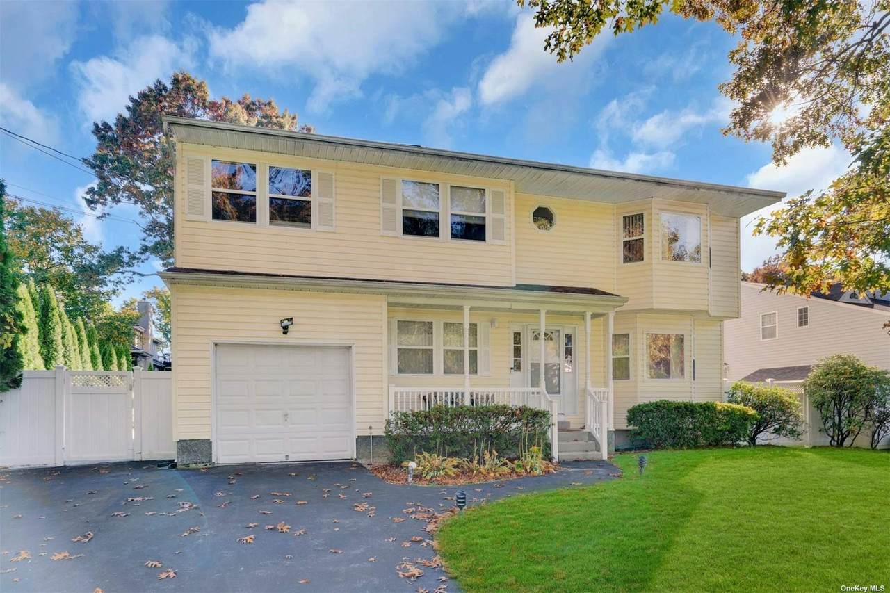 28 Fulton Boulevard - Photo 1