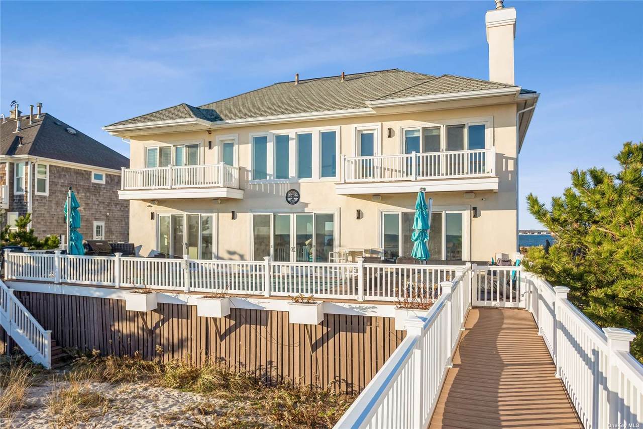 749 Dune Road - Photo 1