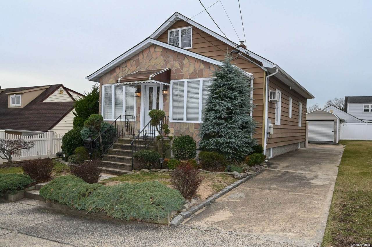 851 Court Road - Photo 1