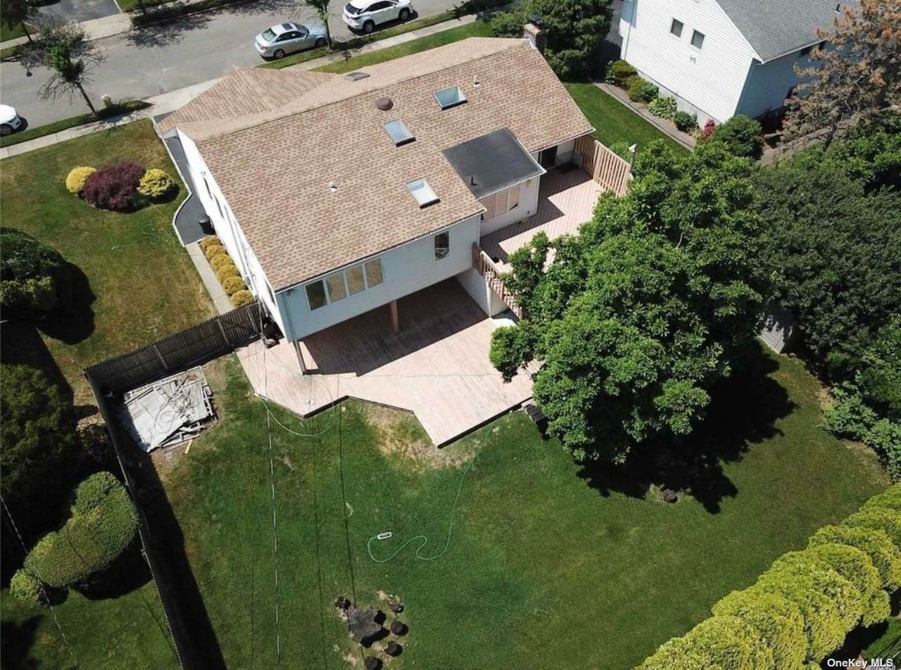 261 Gramercy Drive - Photo 1