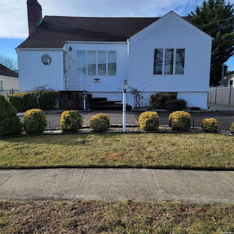 3340 Woodward Street - Photo 1