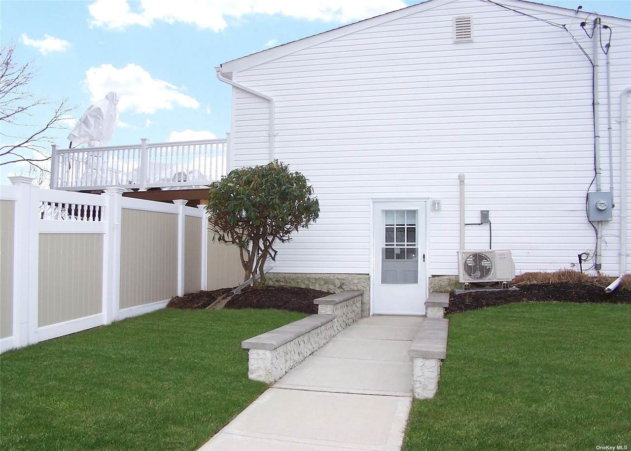 96 Holiday Park Drive - Photo 1
