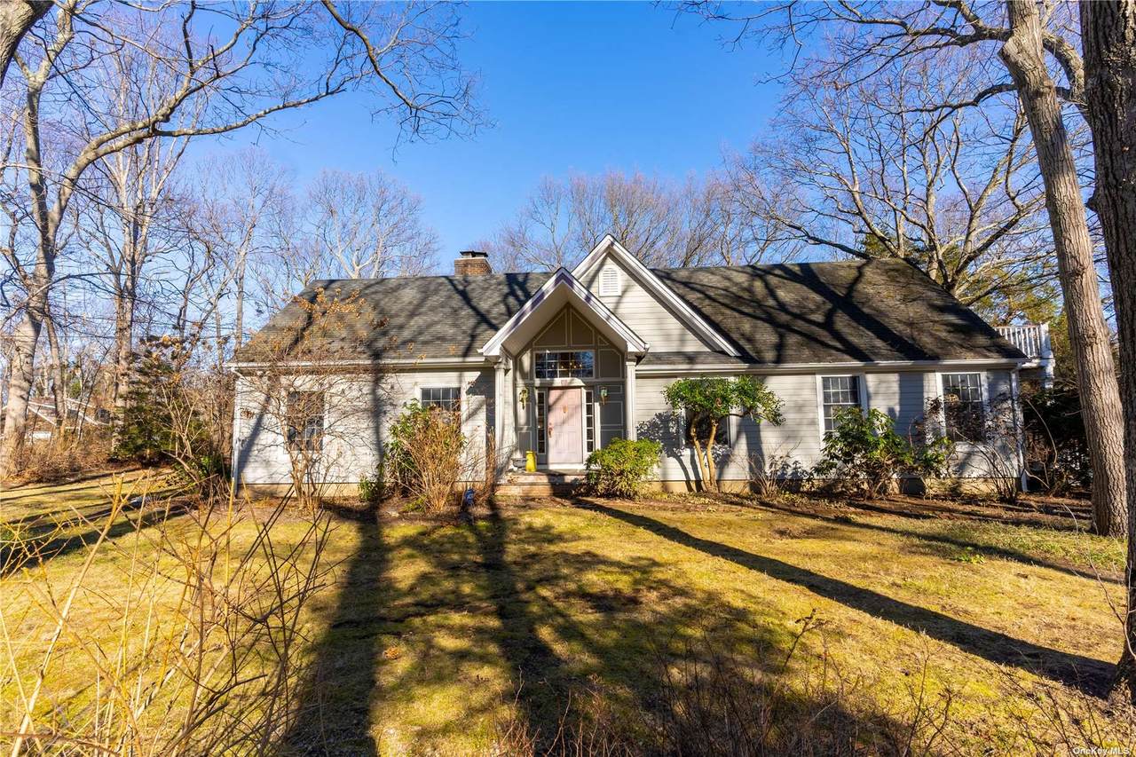 10 Forrest Drive - Photo 1