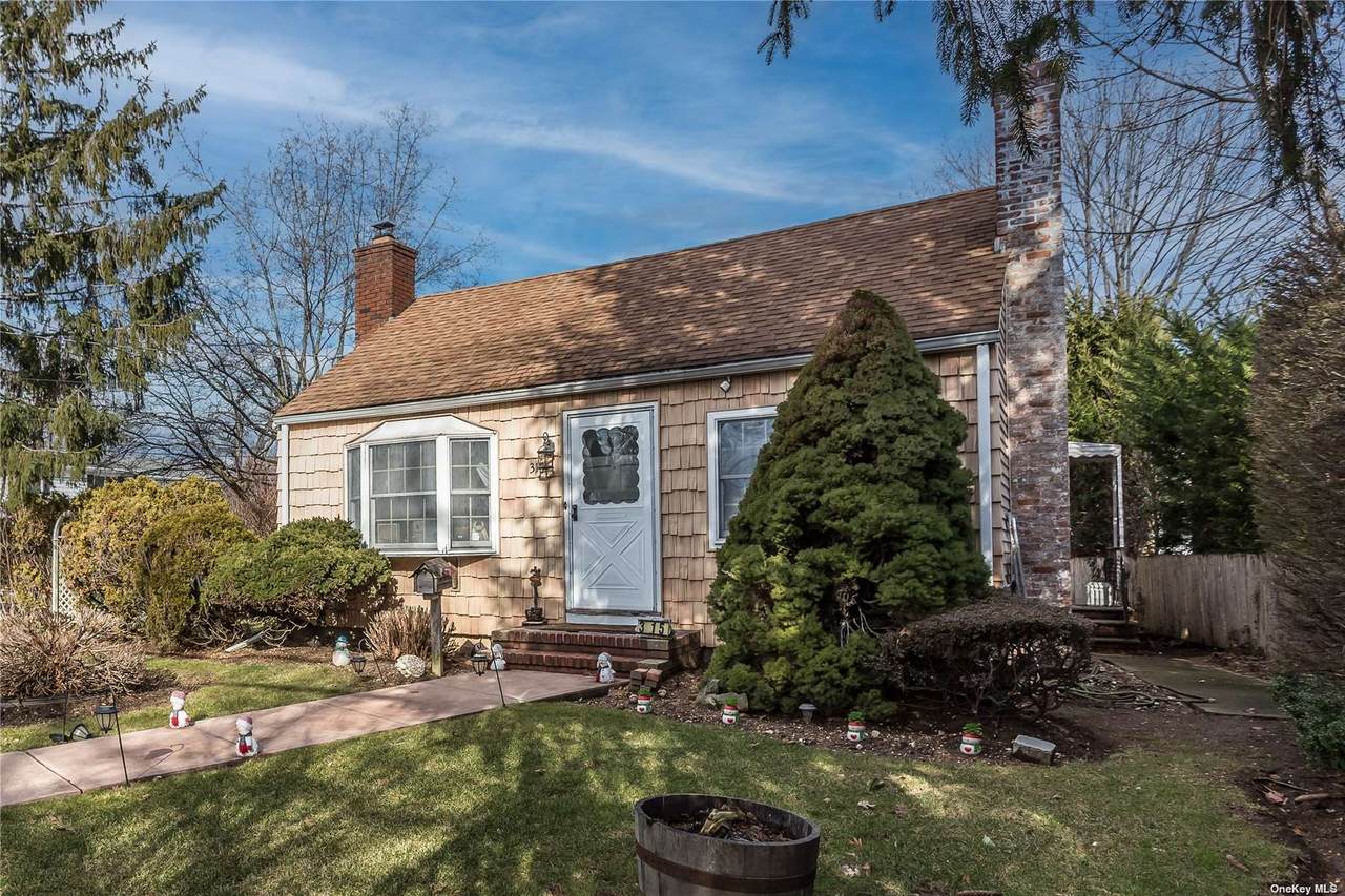 315 Foxhurst Road - Photo 1