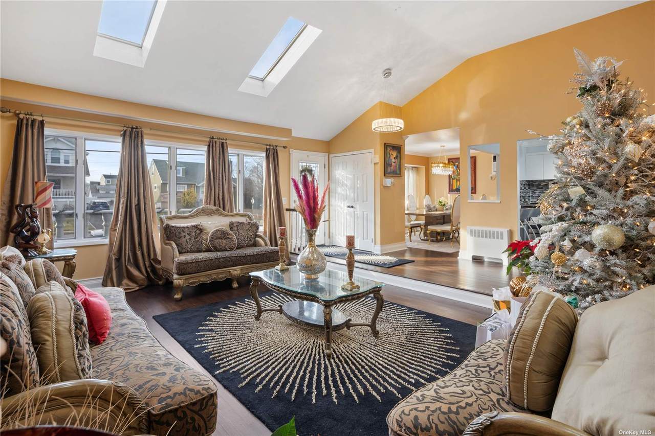 453 Long Beach Avenue - Photo 1