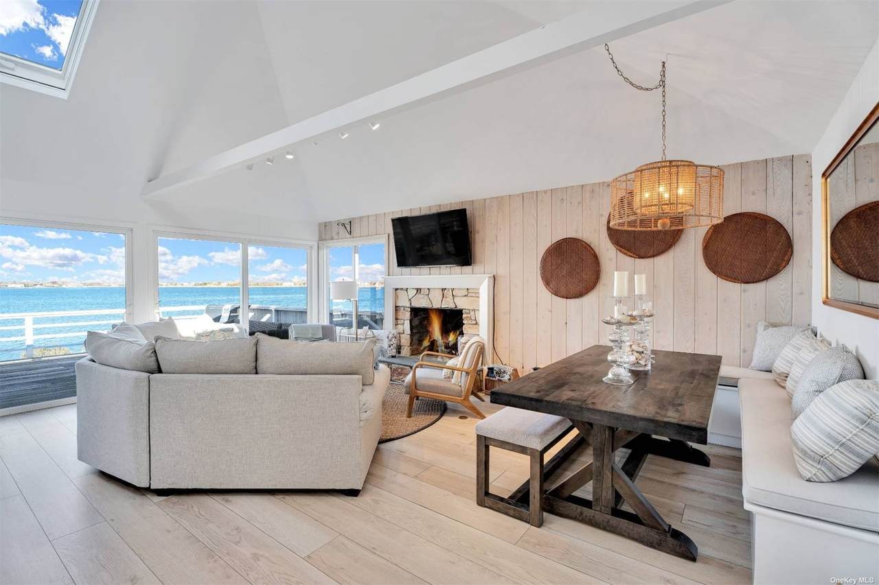 56 Dune Road - Photo 1