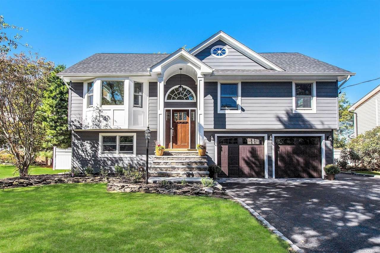206 Connetquot Road - Photo 1
