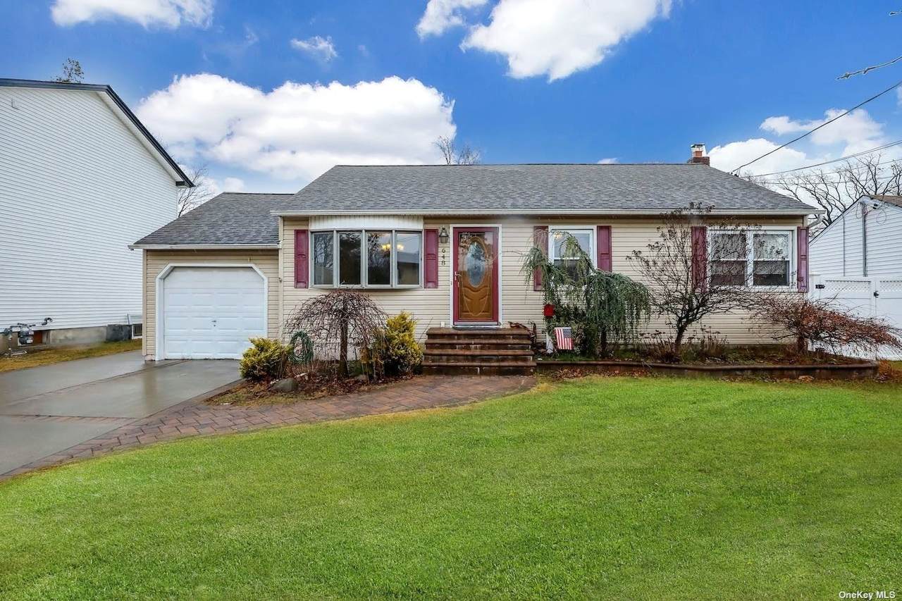 648 Grand Avenue - Photo 1