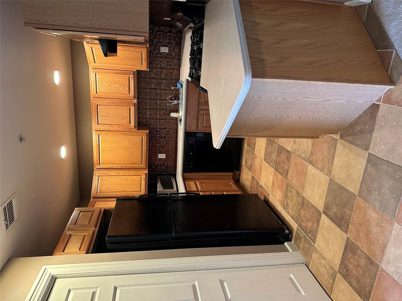 28 Lorien Place - Photo 1