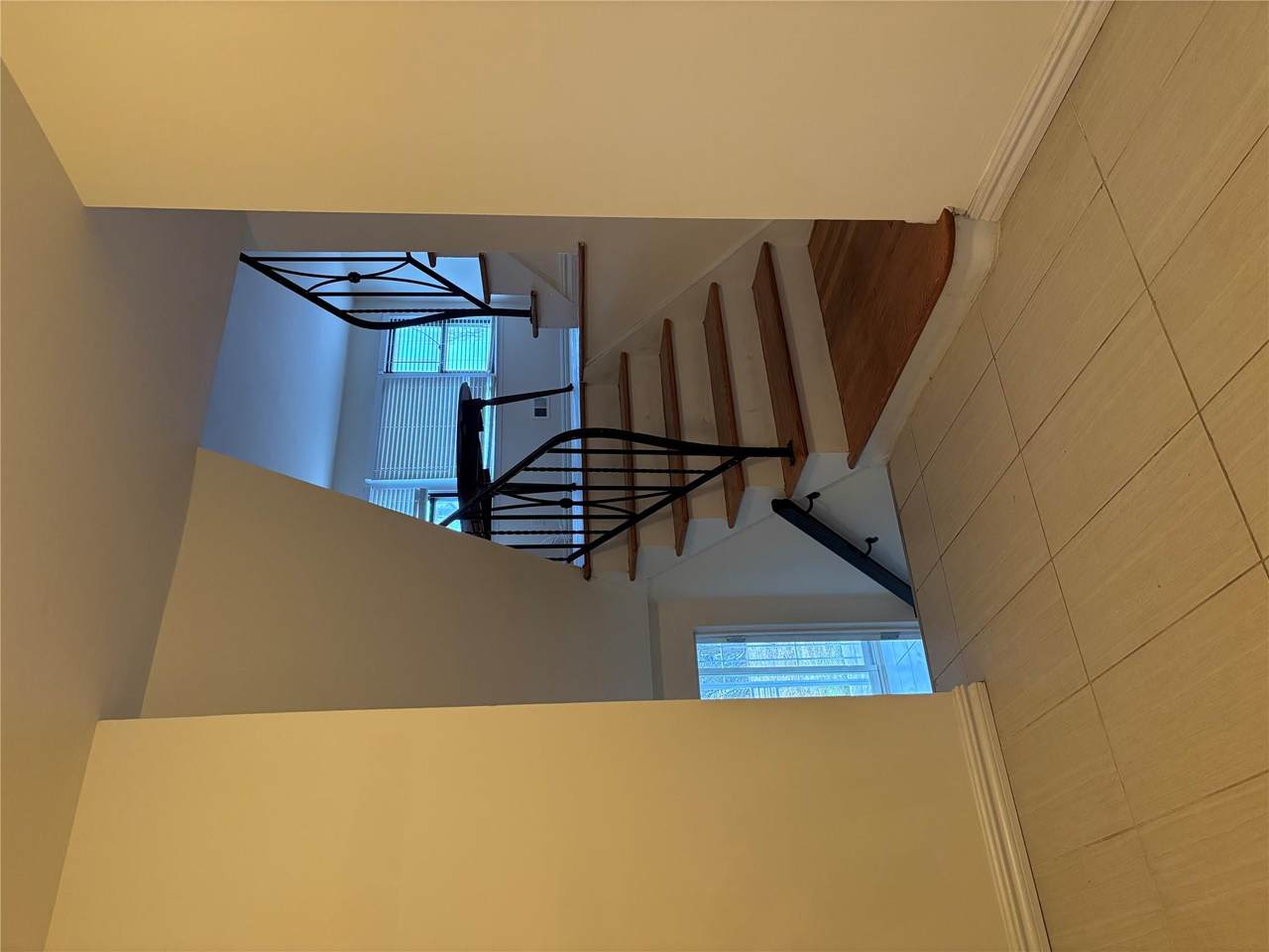 1522 Parsons Boulevard - Photo 1