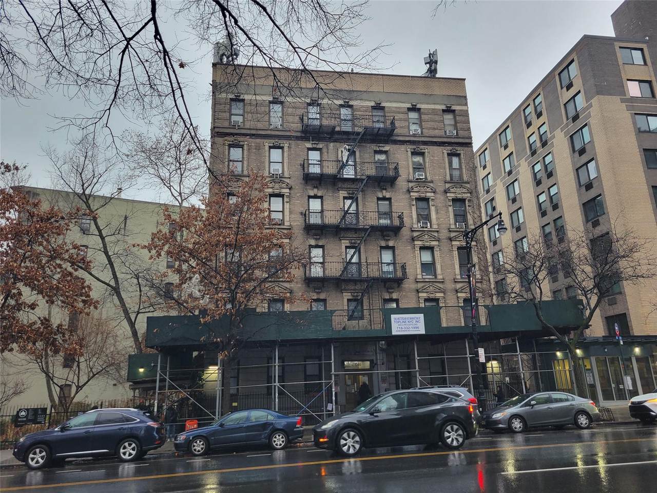 1046 Amsterdam Avenue - Photo 1