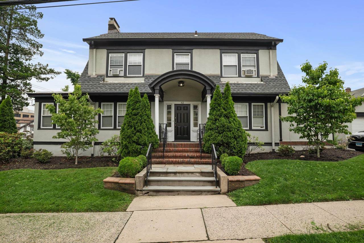62 Waller Avenue - Photo 1