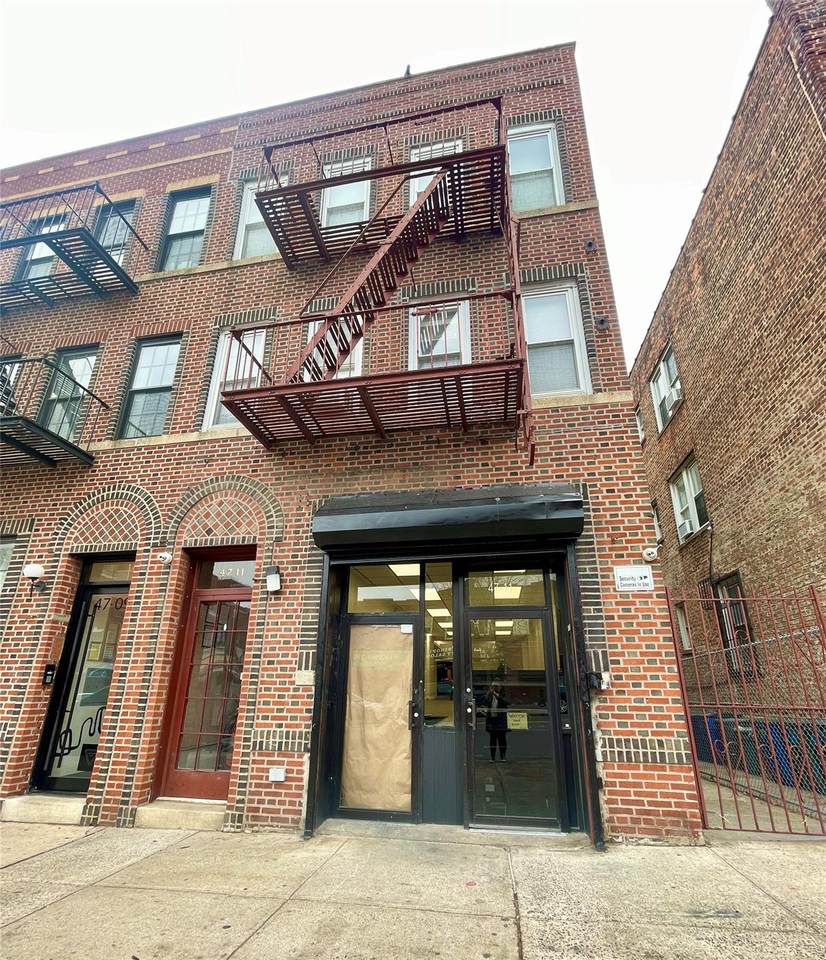 47-11 47 Avenue - Photo 1