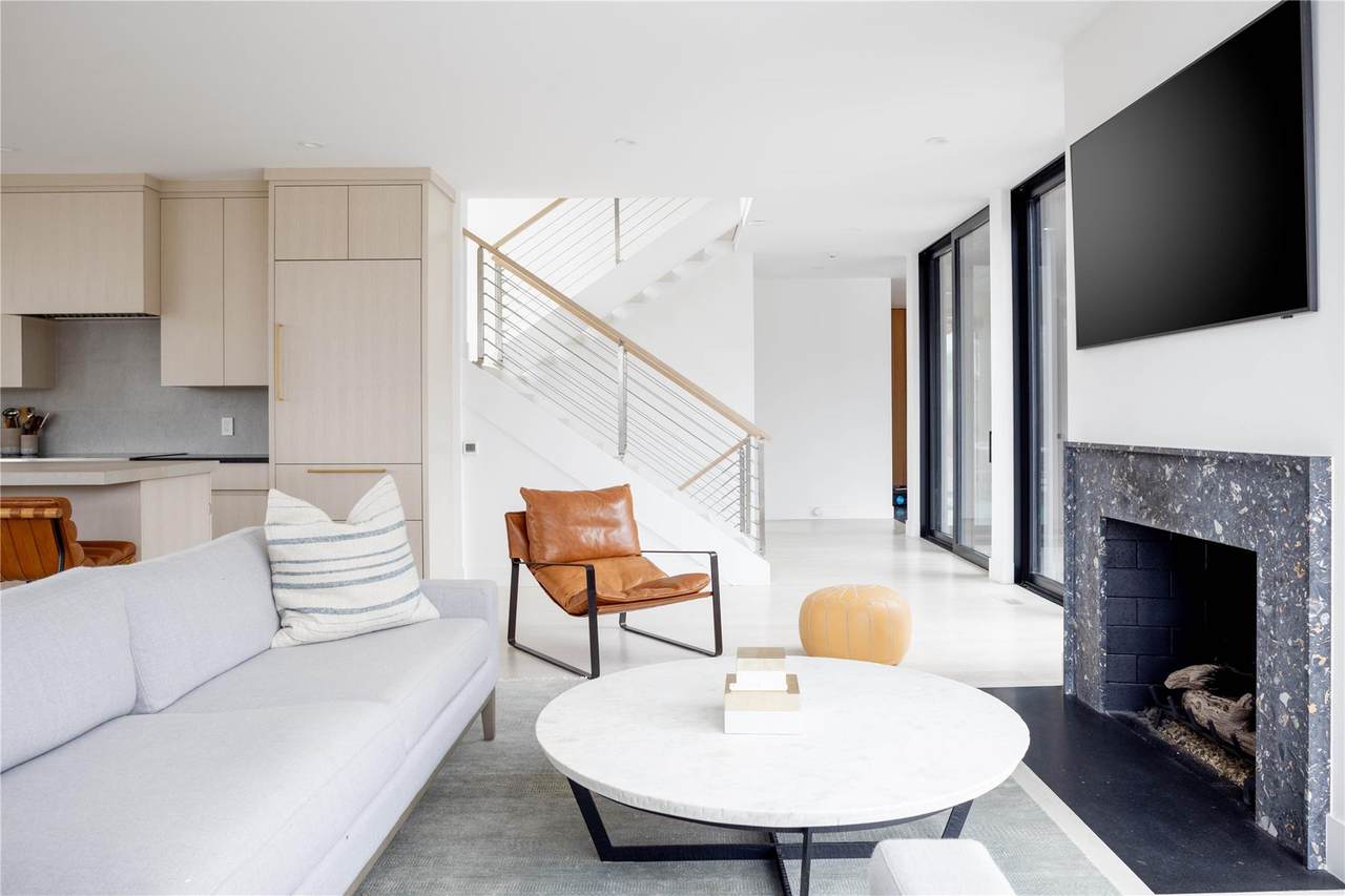 61 Peconic Avenue - Photo 1