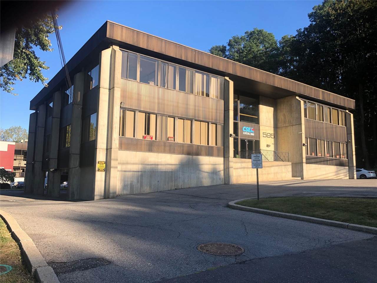 595 Hartsdale Avenue - Photo 1