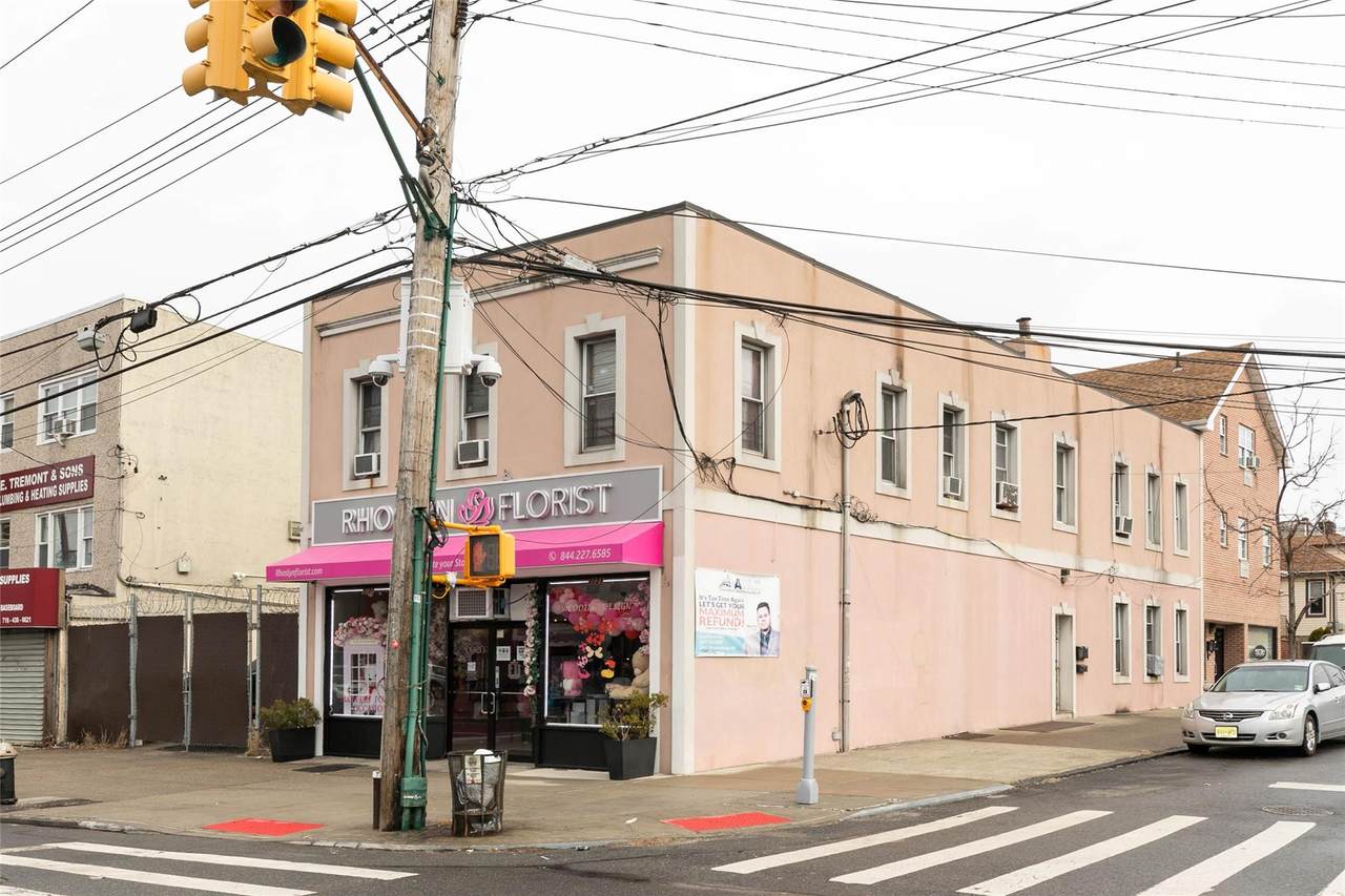 3121 East Tremont Ave - Photo 1
