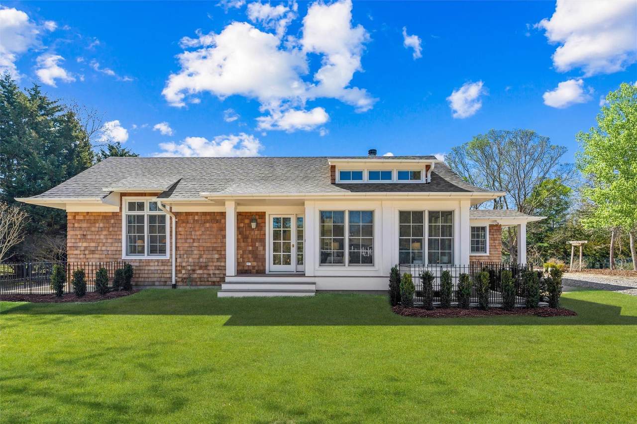 25 Lamb Avenue - Photo 1