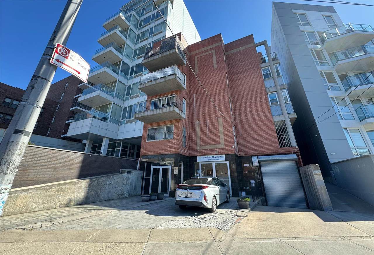 42-11 Parsons Boulevard - Photo 1