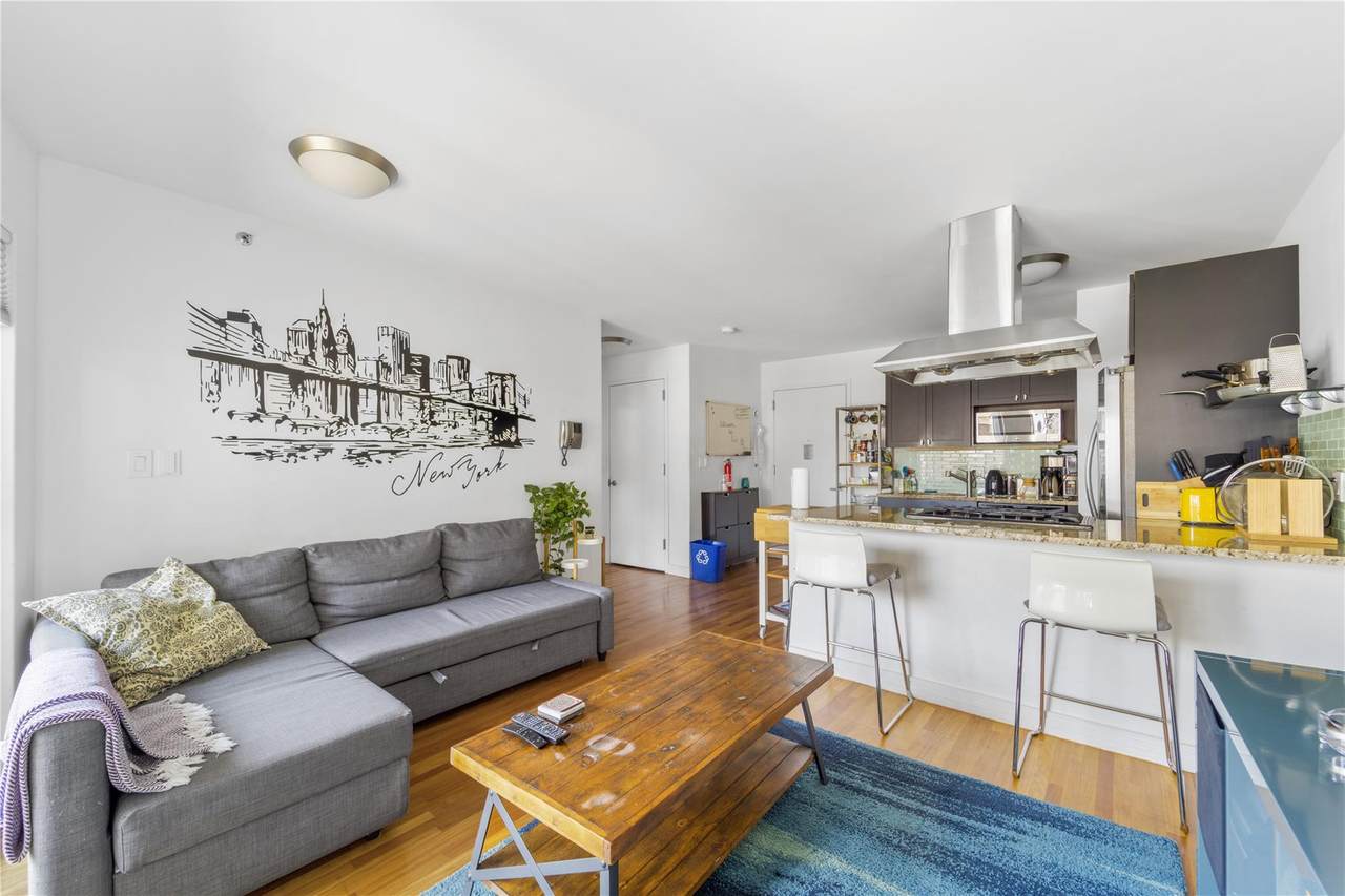 1610 Dekalb Avenue - Photo 1