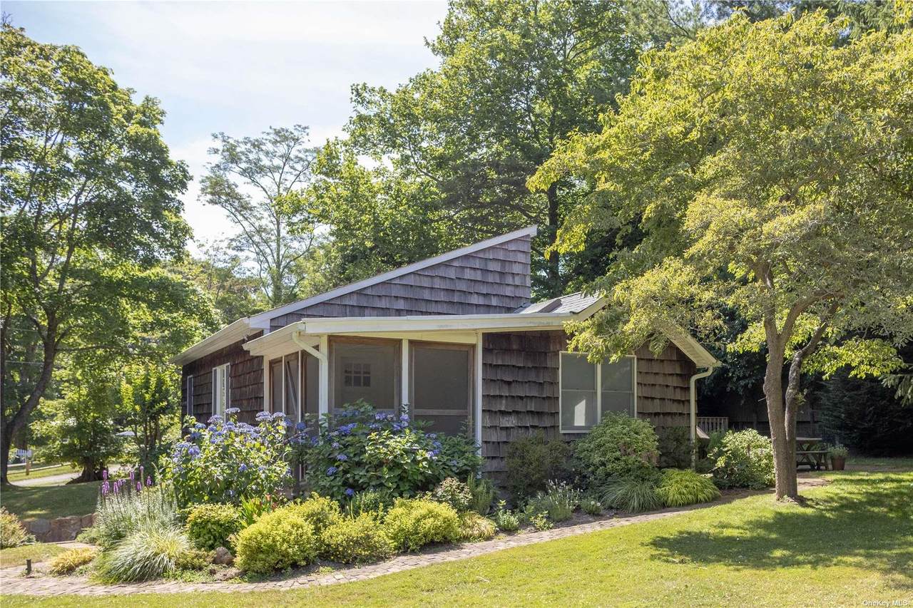 2955 Hyatt Road - Photo 1