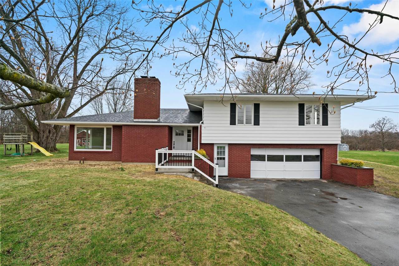 139 Cross Road - Photo 1