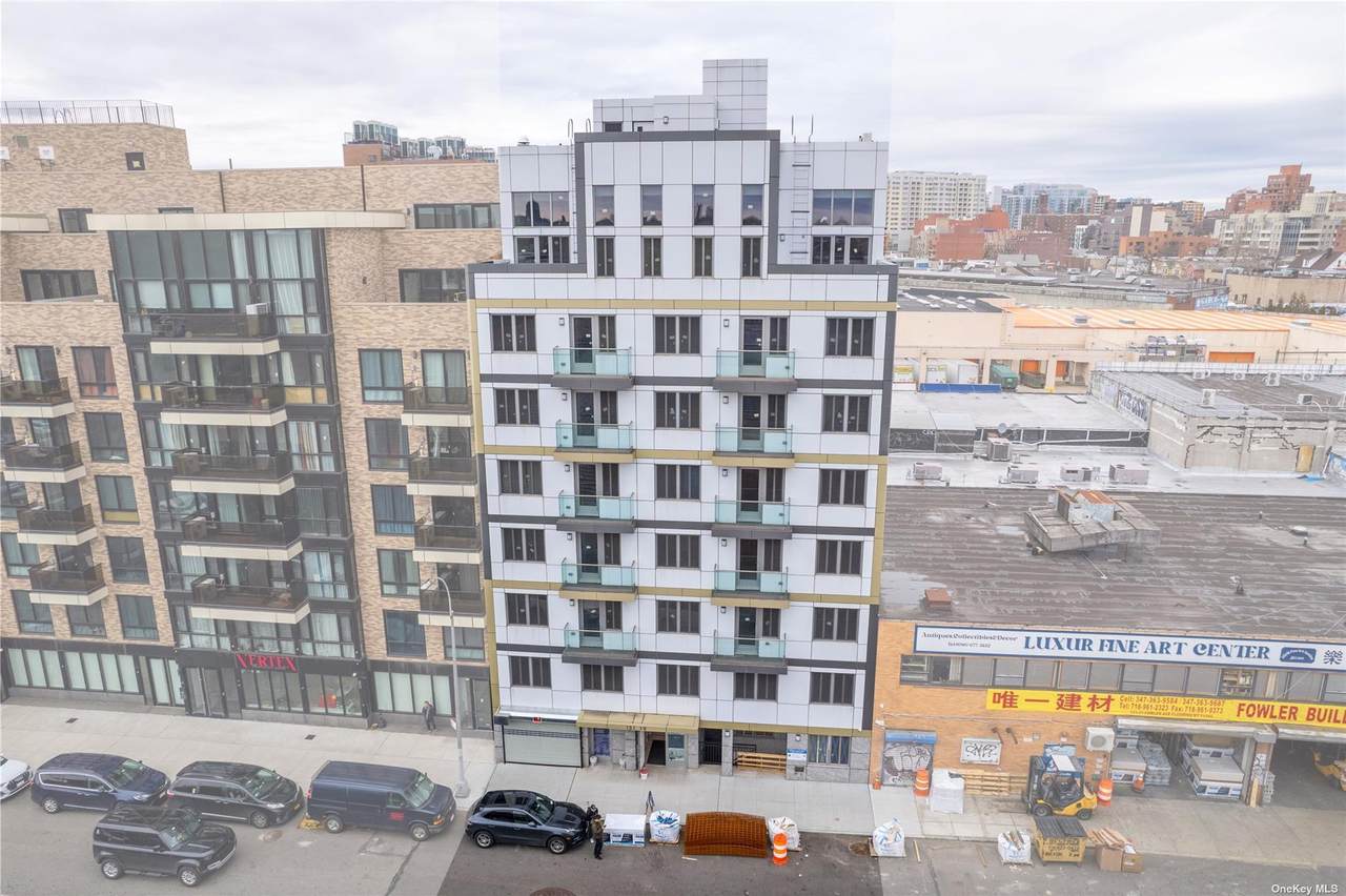 131-19 Fowler Avenue - Photo 1