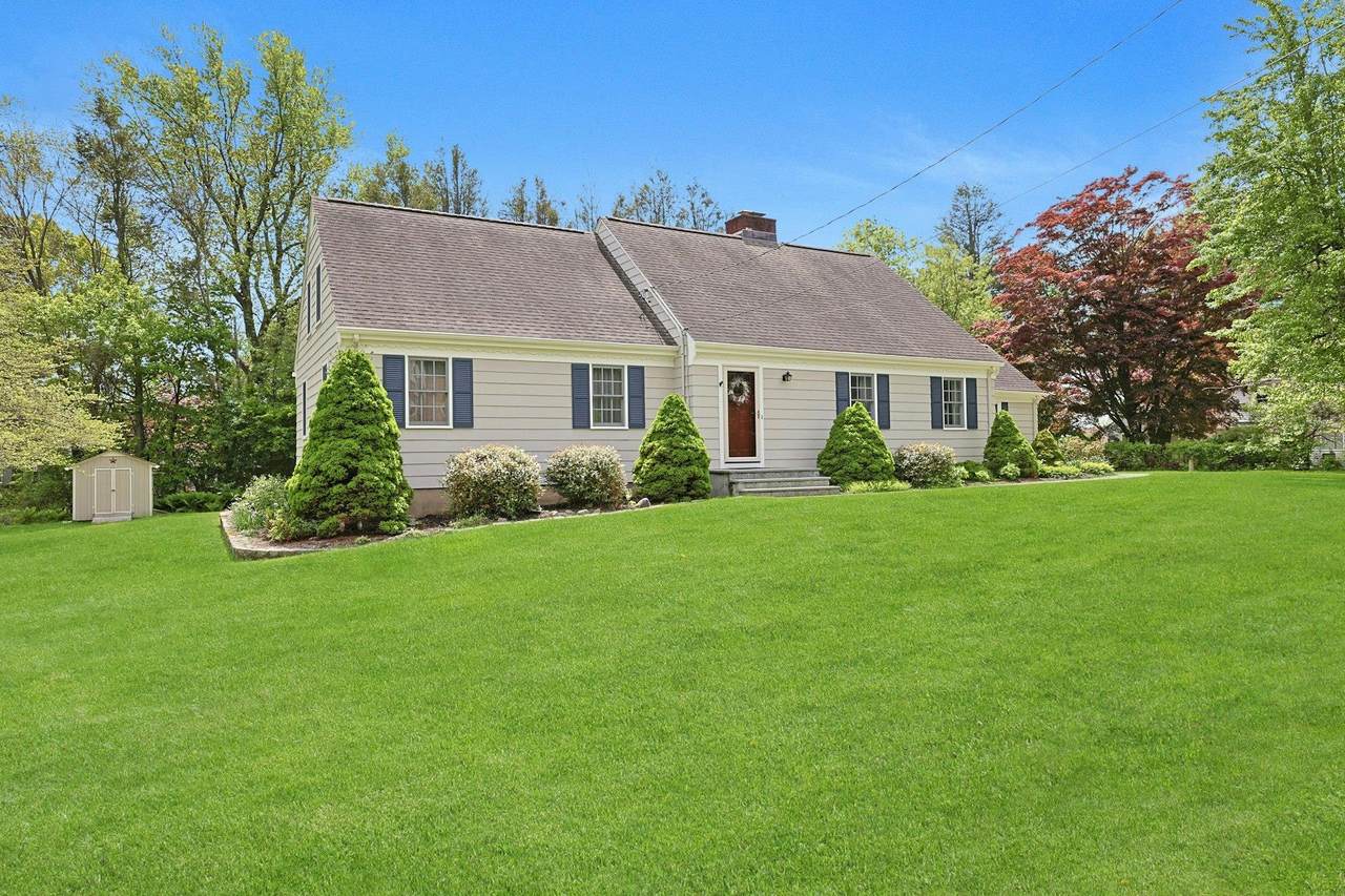 12 Heath Road - Photo 1