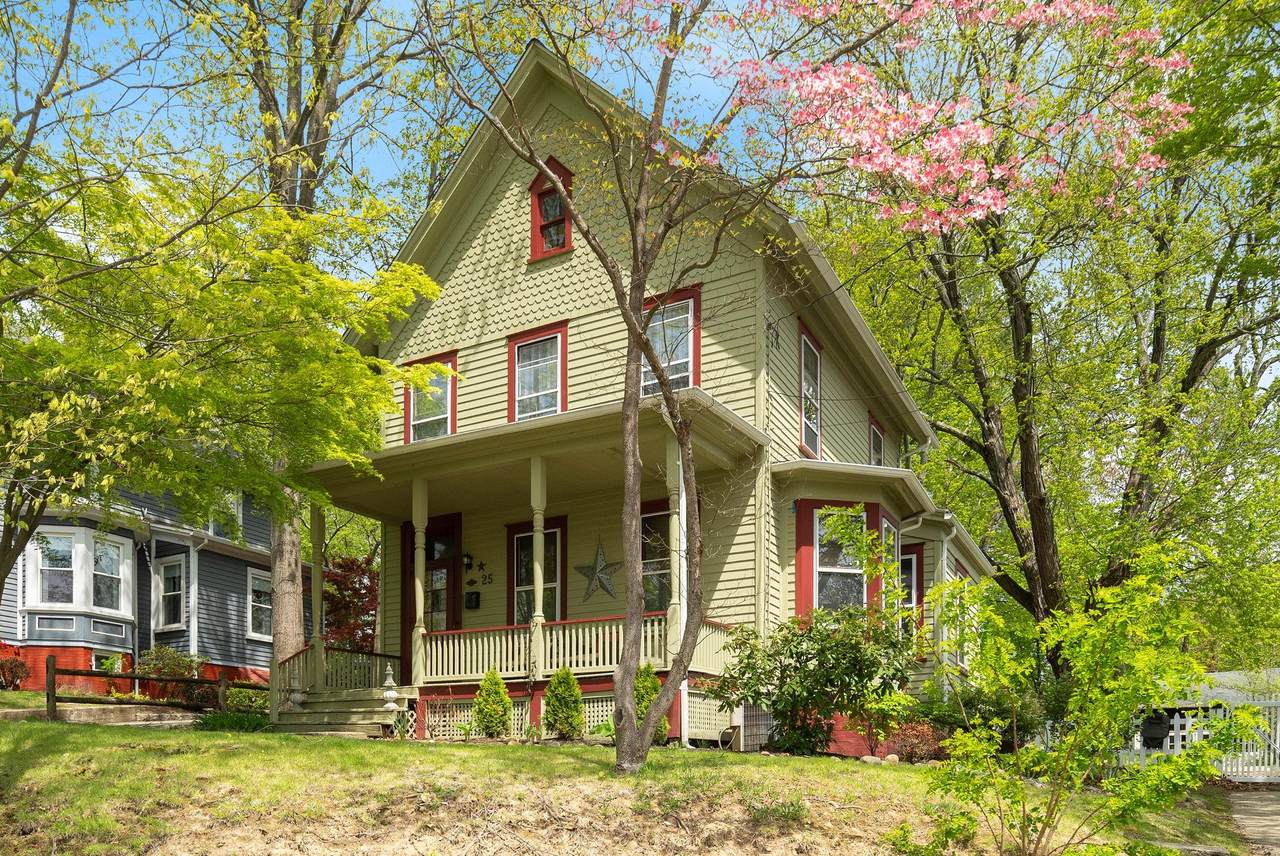 25 Brookville Avenue - Photo 1