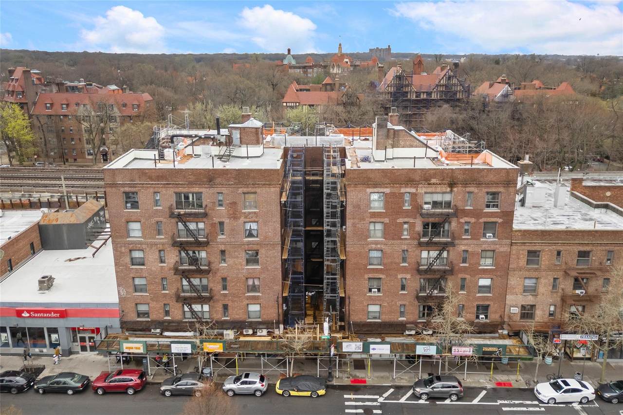 72-34 Austin Street - Photo 1
