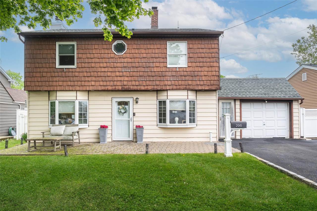 296 Jerome Avenue - Photo 1
