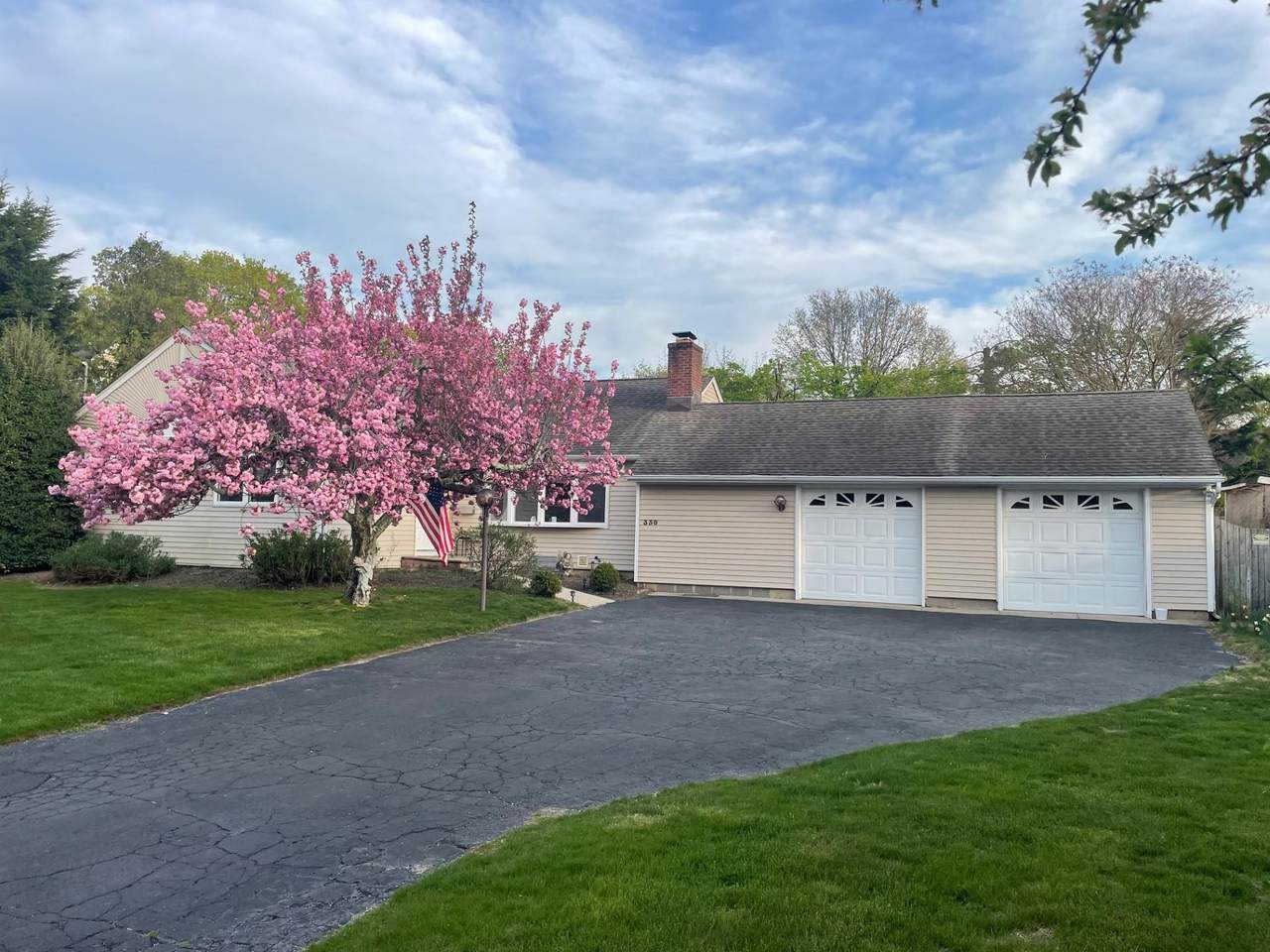 330 Scudder Avenue - Photo 1