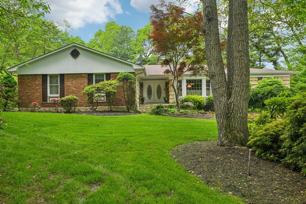 28 Stepping Stone Crescent - Photo 1