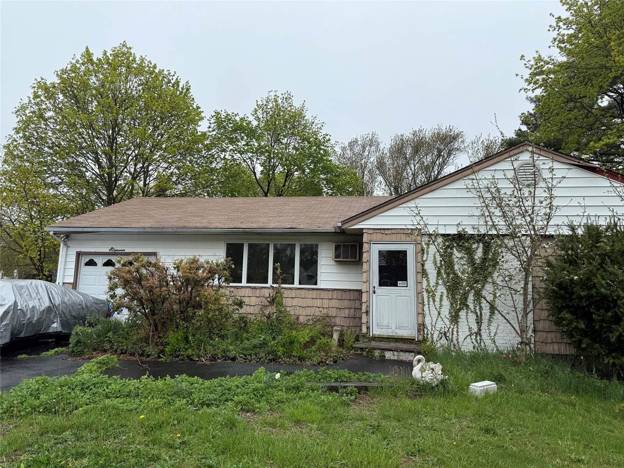 11 Columbus Avenue - Photo 1