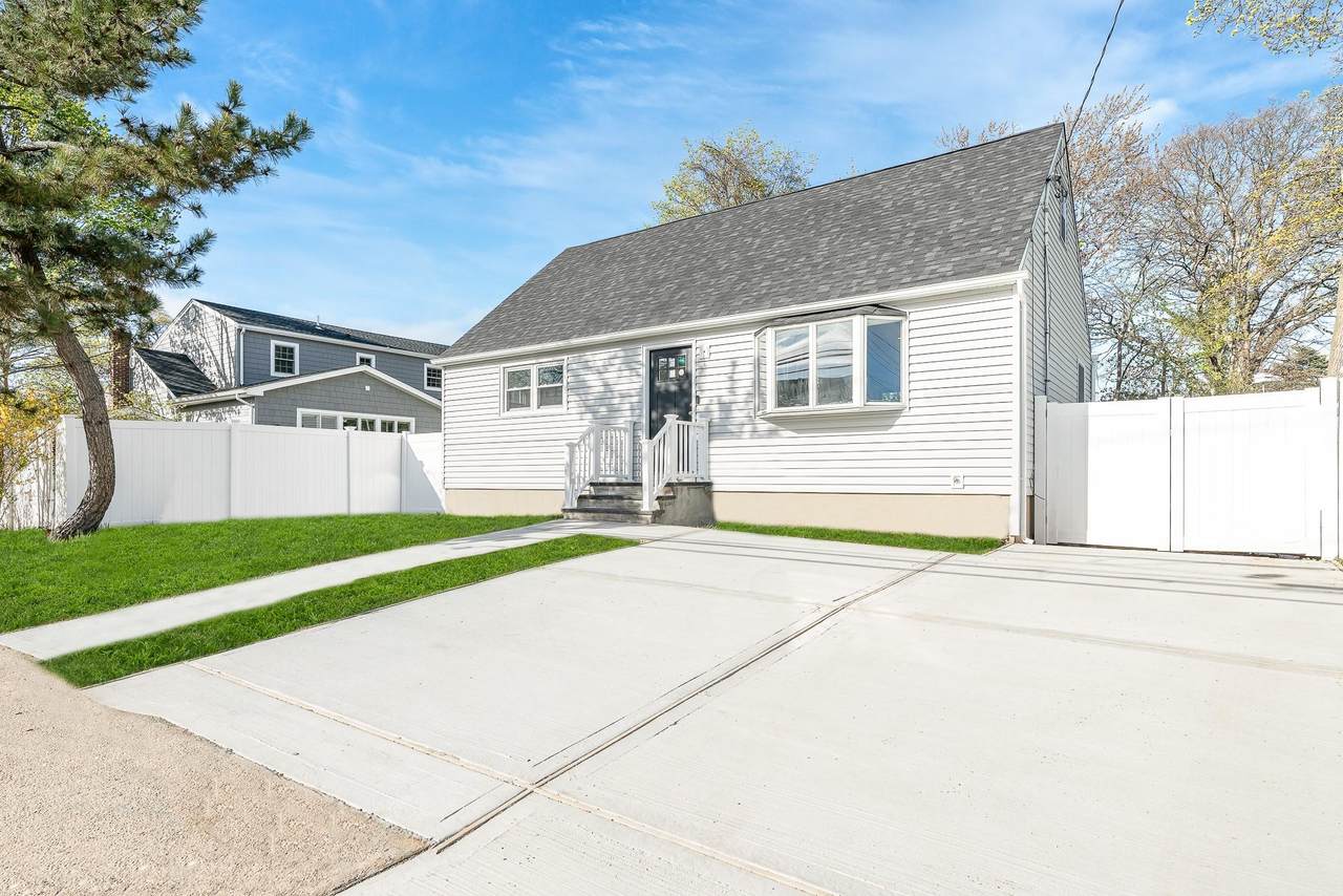 216 Delaware Avenue - Photo 1