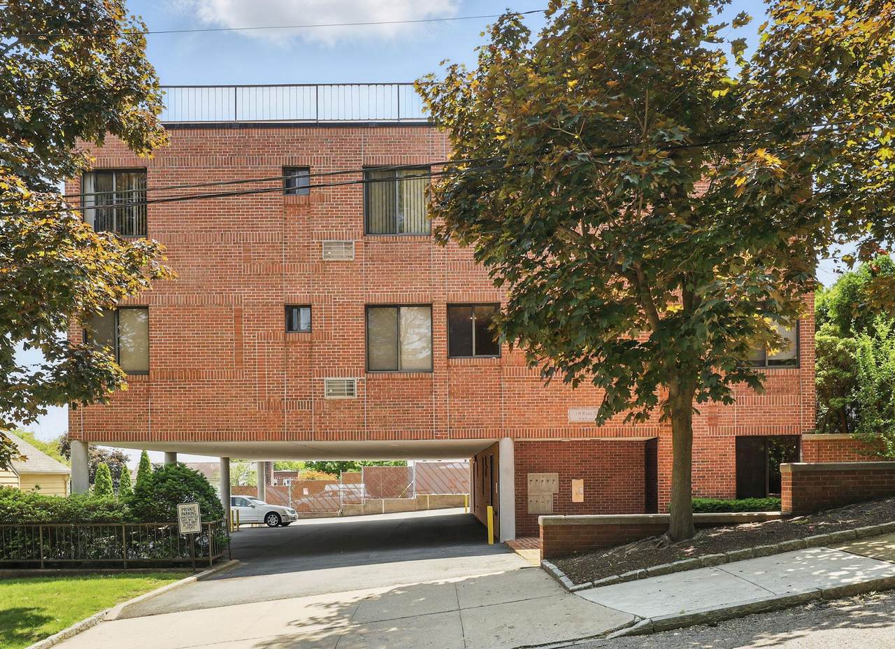 14 Ross Street - Photo 1