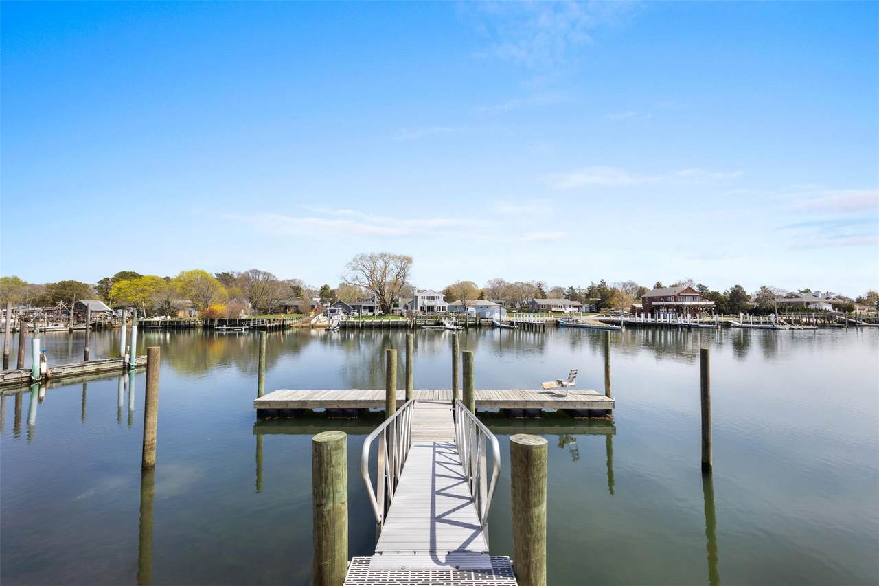 254 Overlook Drive - Photo 1