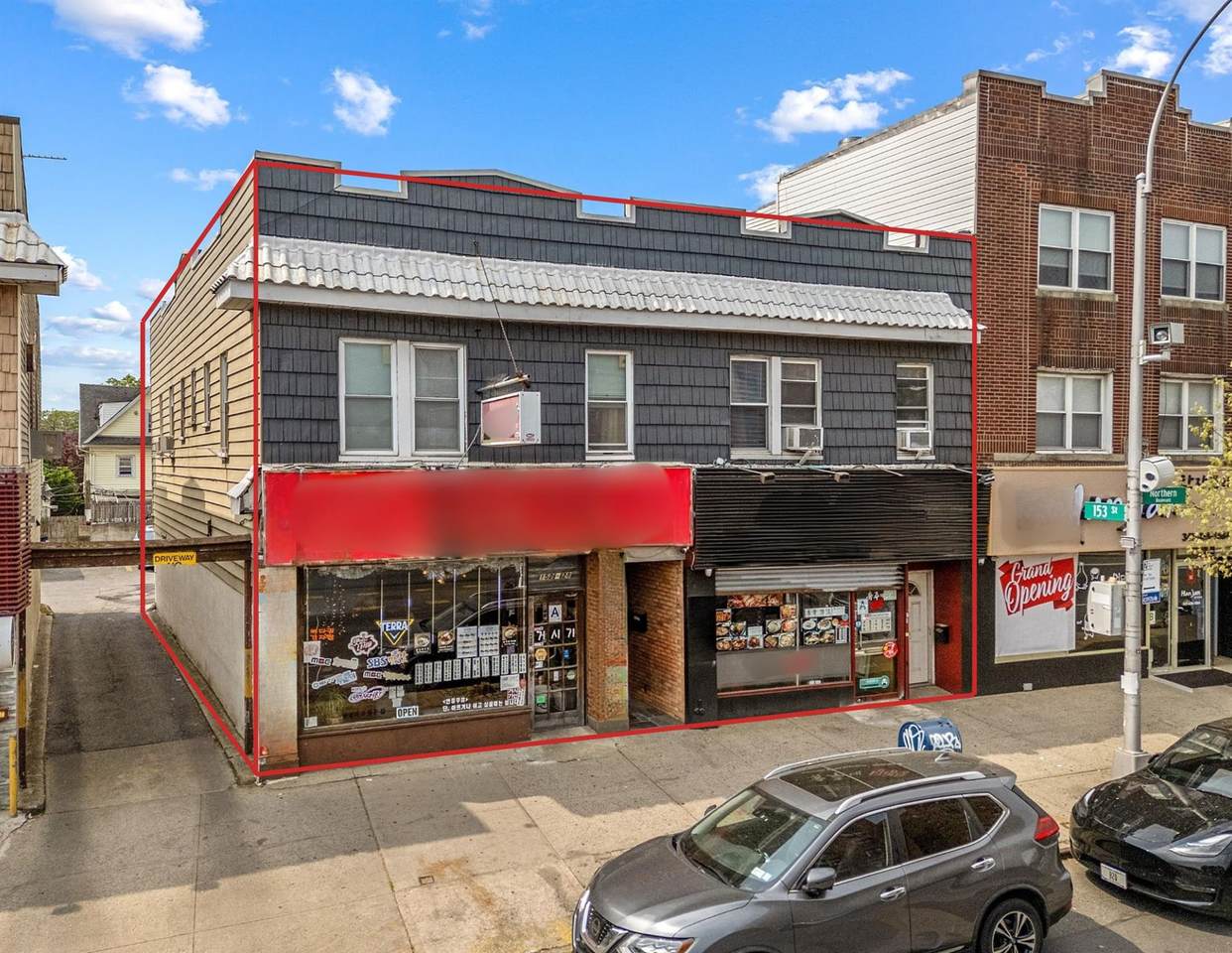 152-26/28 Northern Boulevard - Photo 1