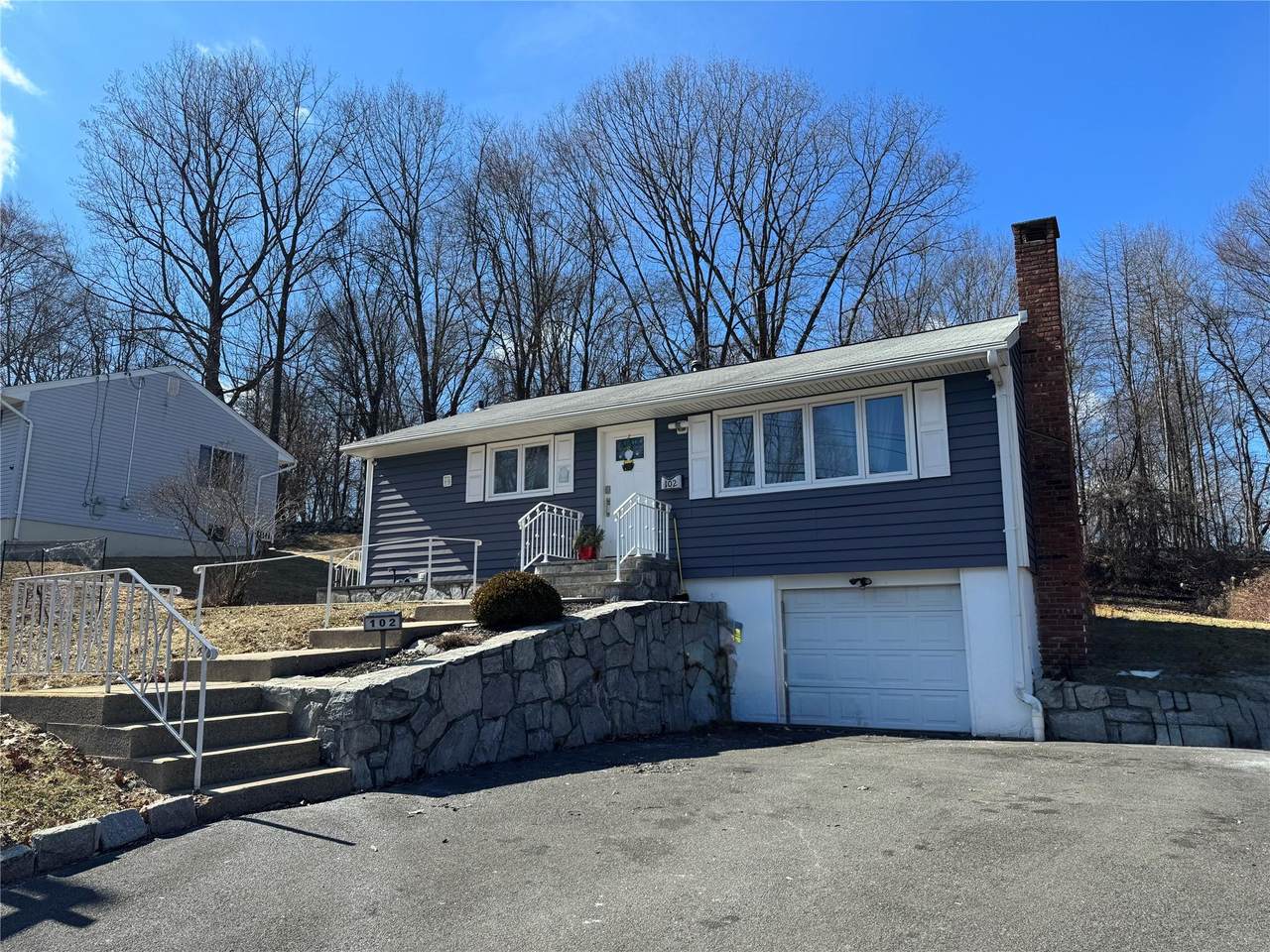 102 Capt Shankey Drive - Photo 1