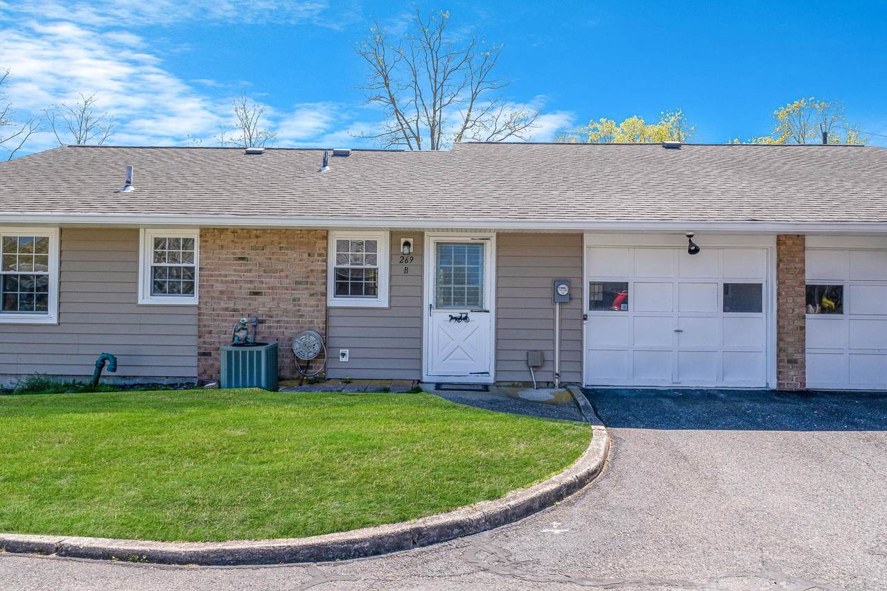 269 Berwick Court - Photo 1