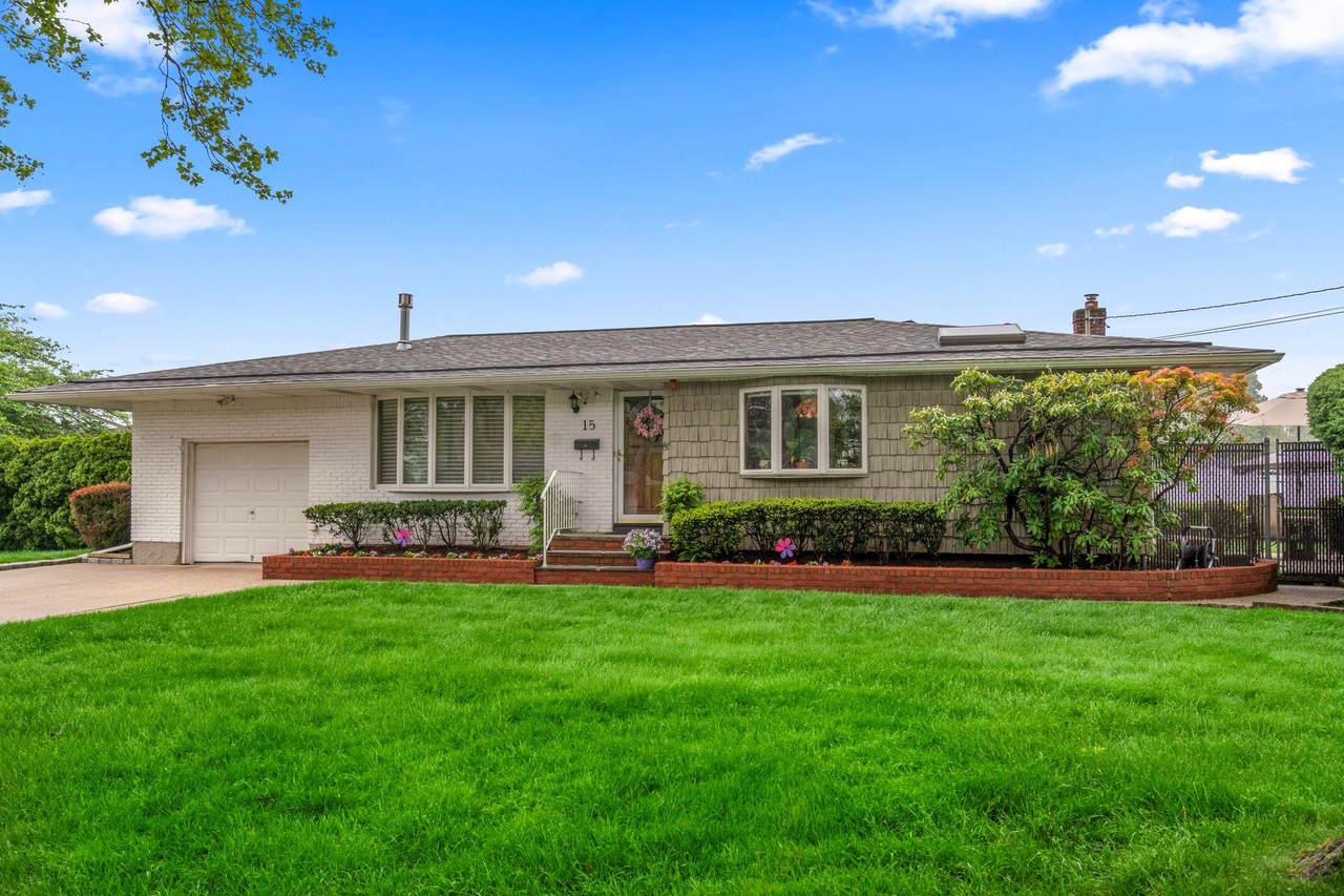 15 Kevin Road - Photo 1