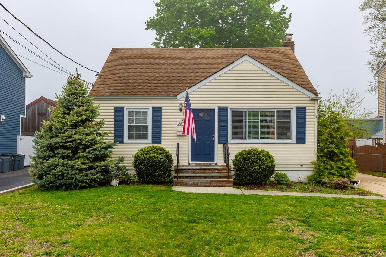 257 South 11th Street Street - Photo 1