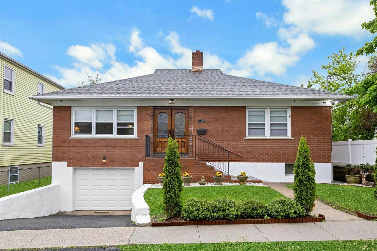 93 Crotona Avenue - Photo 1
