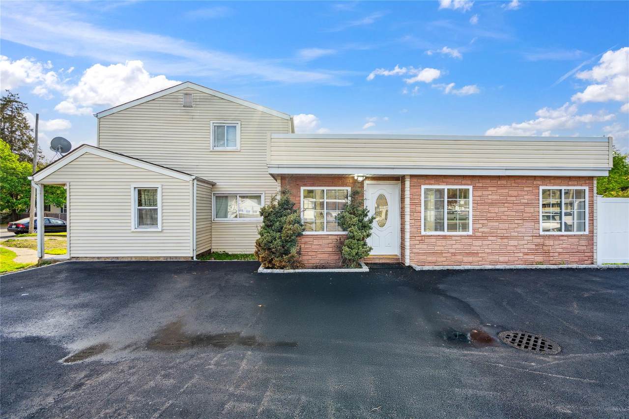 675 Walt Whitman Road - Photo 1