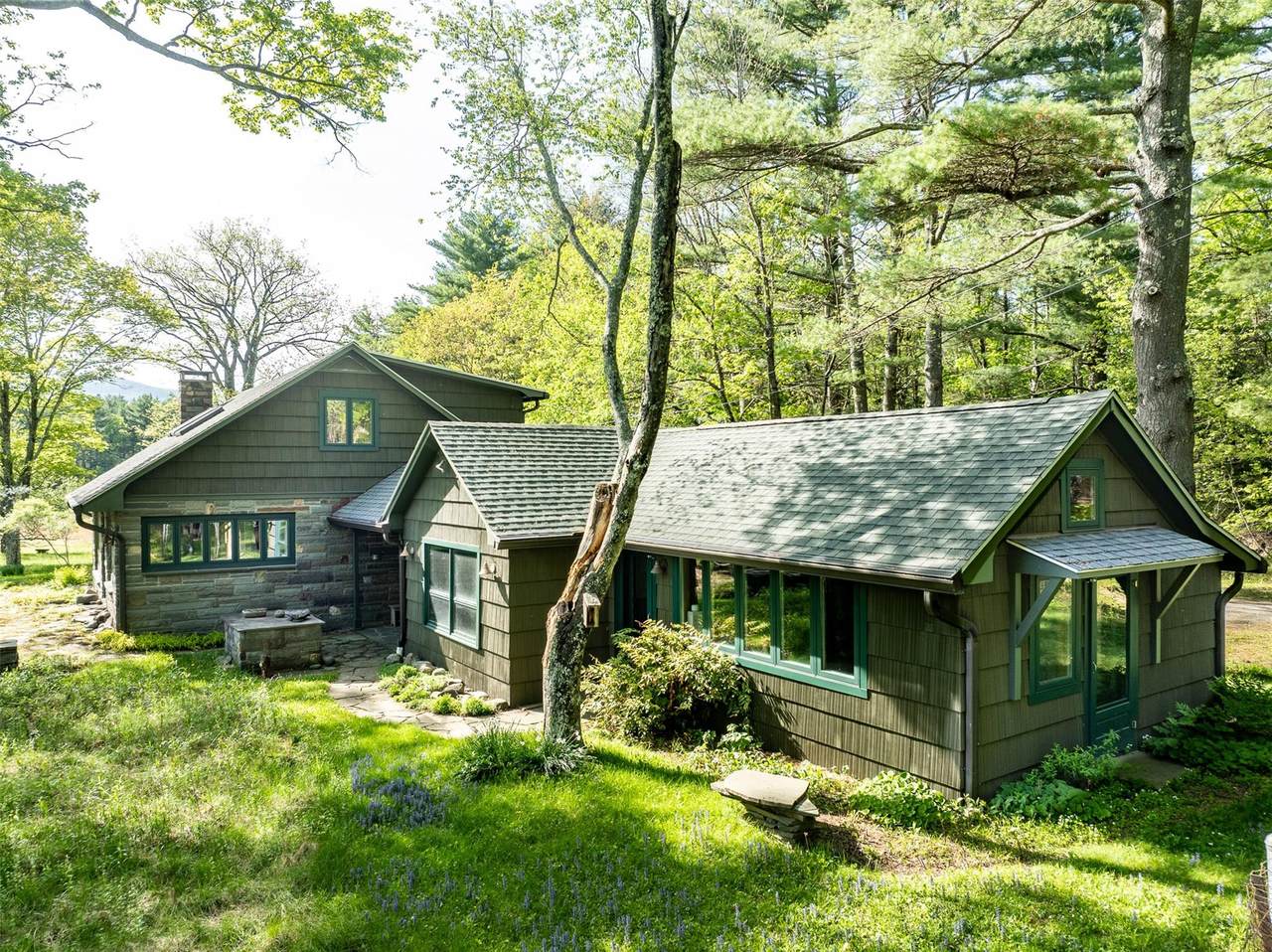 11 Louie Way - Photo 1