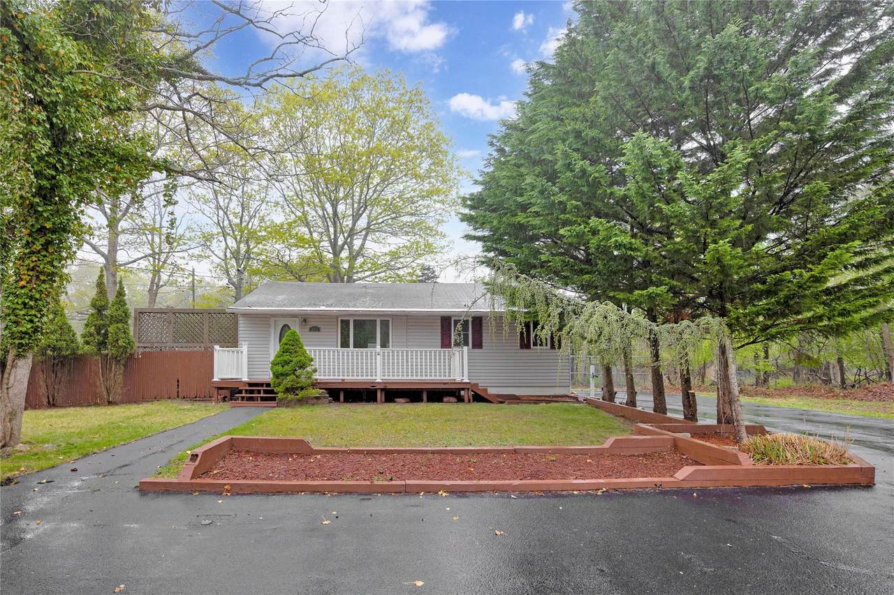 118 Fulton Avenue - Photo 1
